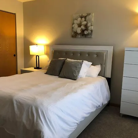 3 Bedroom Apartment - Close To Rivian